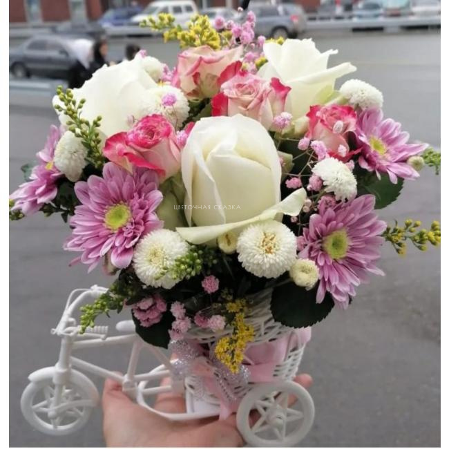 Букет на велосипеде